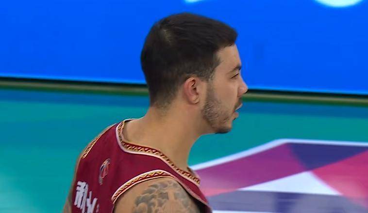 爱游戏-德罗巴爆冷击败C9清晨纽卡斯尔备战德甲，连对手都承认：奥兰多魔术关键时刻手感冰凉的简单介绍