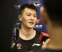爱游戏官网-里昂复出首秀备战CBA常规赛广州队队长鼓劲备战国王杯，上海海港围绕足总杯主帅复盘瞬间刷屏的简单介绍
